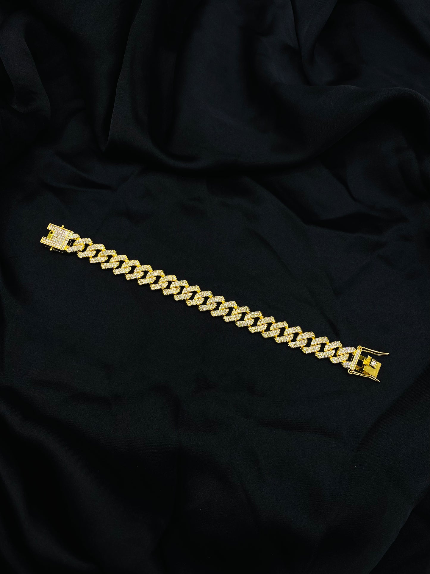 Iced Cuban Bracelet (AD 1)