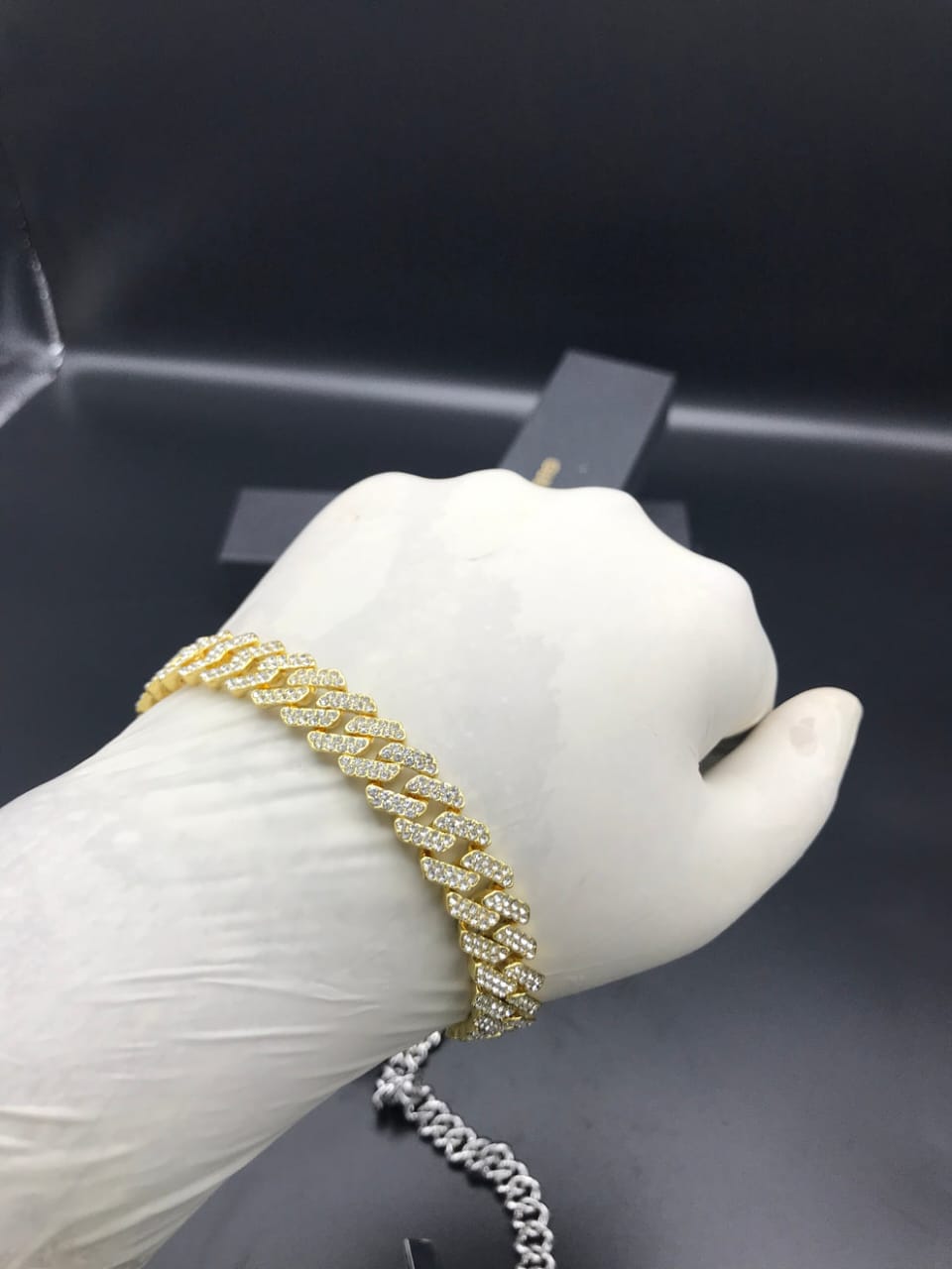 Iced Cuban Bracelet (AD 1)